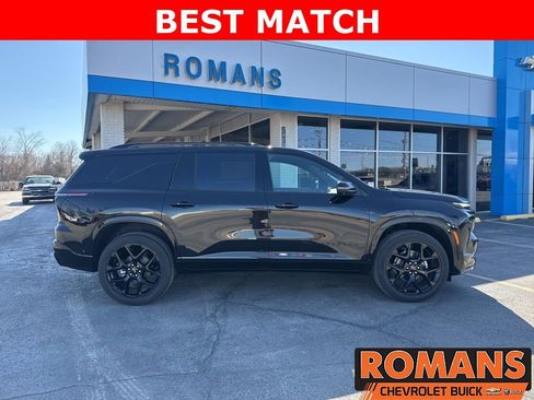 New 2026 Chevrolet Traverse RS image 2