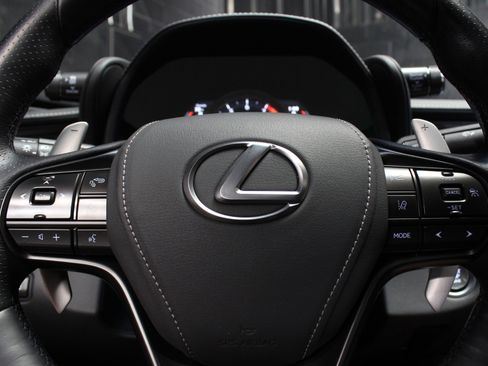 Used 2018 Lexus LC 500 Coupe image 38