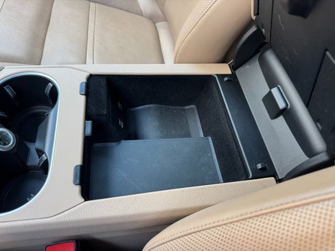 Used 2019 Porsche Cayenne image 41