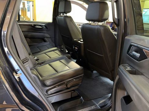 Used 2025 Chevrolet Tahoe Z71 image 22