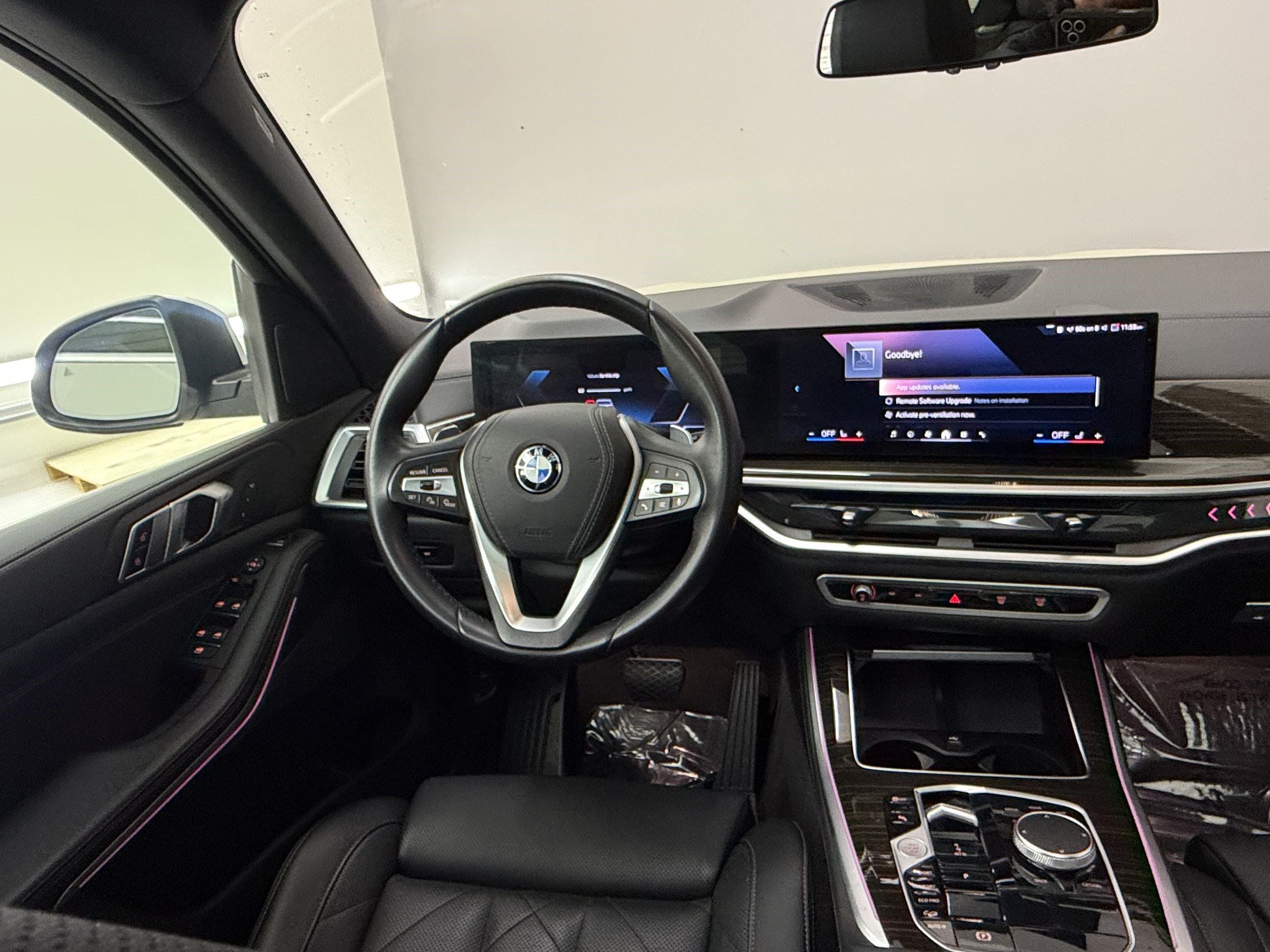 Certified 2024 BMW X5 xDrive40i w/ Parking Assistance Package AWD/4WD image 28