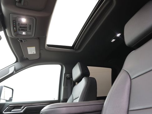 Certified 2024 Chevrolet Silverado 3500 LTZ w/ LTZ Premium Package image 25