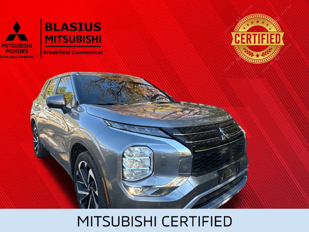 Used 2023 Mitsubishi Outlander 4WD Plug-In Hybrid image 6