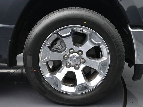 Used 2021 RAM 1500 Big Horn RWD image 9