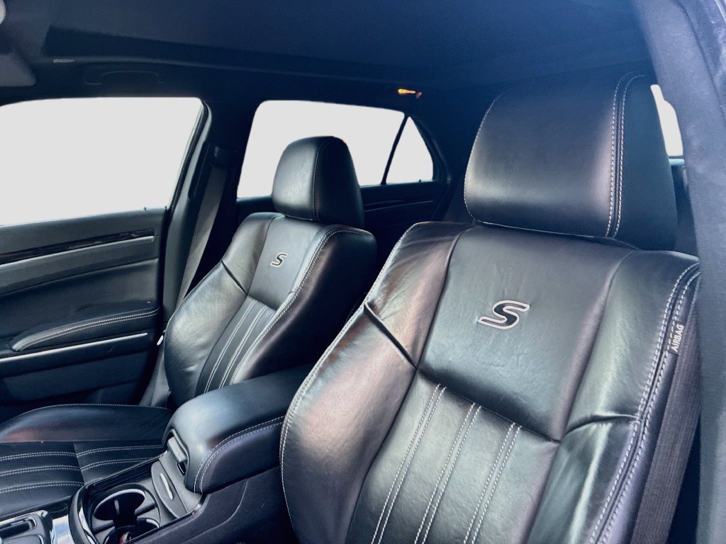 Used 2022 Chrysler 300 S RWD image 22