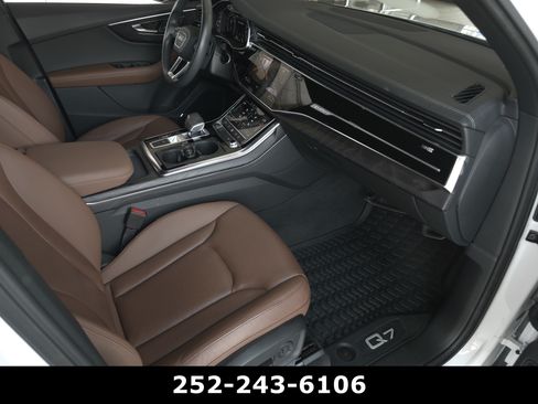 Used 2023 Audi Q7 3.0T Premium Plus AWD/4WD image 45
