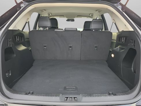 Used 2024 Ford Edge SEL image 34