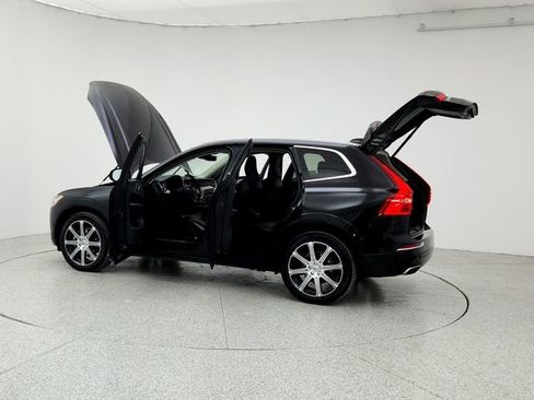 Used 2021 Volvo XC60 T5 Inscription w/ Advanced Package image 12