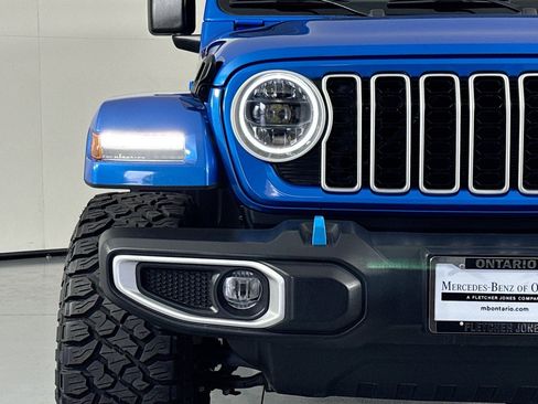 Used 2024 Jeep Wrangler Unlimited Sahara w/ Safety Group AWD/4WD image 14