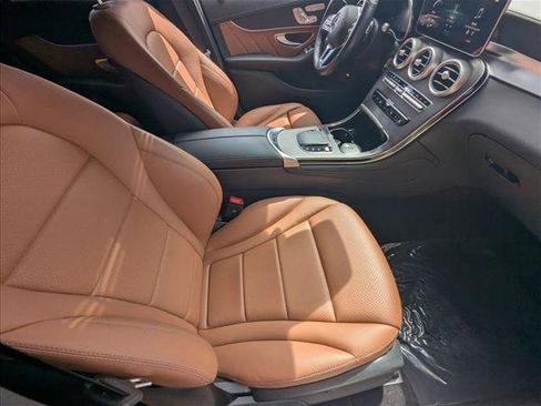 Used 2023 Mercedes-Benz GLC 300 4MATIC Coupe image 21