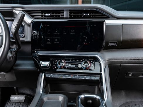 Used 2025 GMC Sierra 2500 Denali w/ Denali Reserve Package image 24