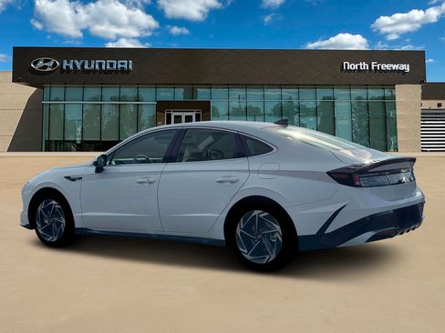 Certified 2026 Hyundai Sonata SEL FWD image 4
