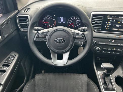 Used 2022 Kia Sportage LX image 14