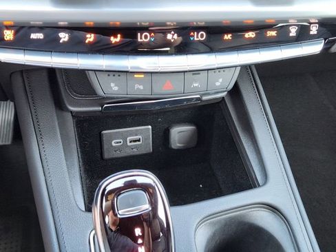 Used 2024 Cadillac XT4 Premium Luxury w/ Cold Weather Package image 19