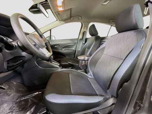 Used 2025 Nissan Versa SV w/ Trunk Package image 22