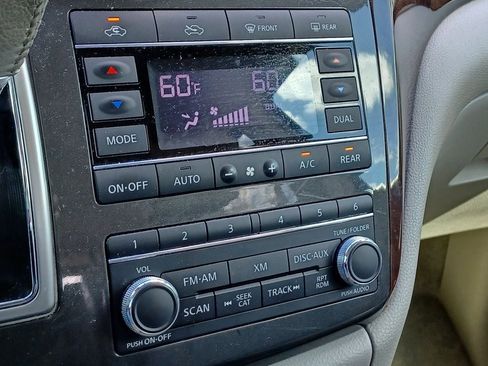 Used 2012 Nissan Quest SL FWD image 22
