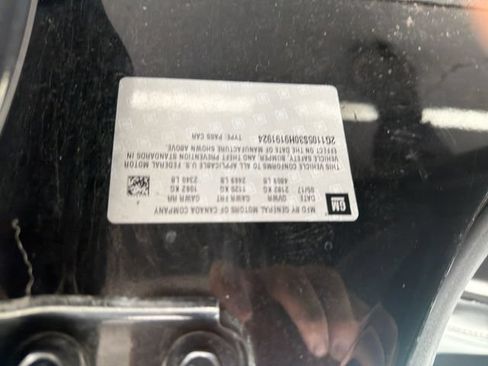 Used 2017 Chevrolet Impala LT FWD image 25