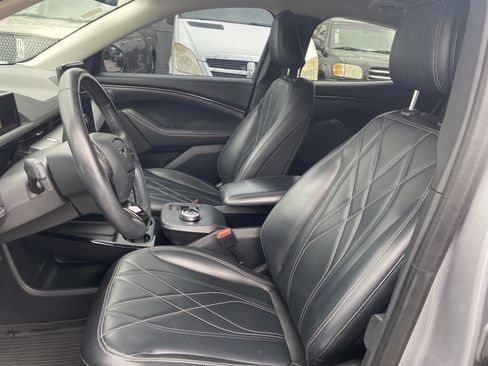 Used 2021 Ford Mustang Mach-E Select RWD image 10