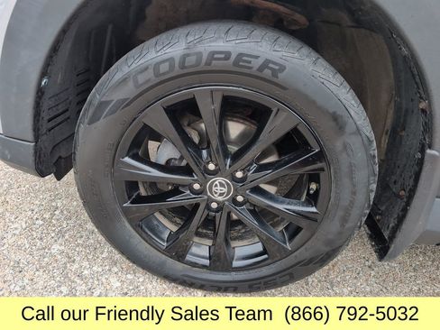 Used 2018 Toyota RAV4 Adventure w/ Cold Weather Package AWD/4WD image 29