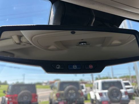 Used 2019 Chevrolet Tahoe LT RWD image 46