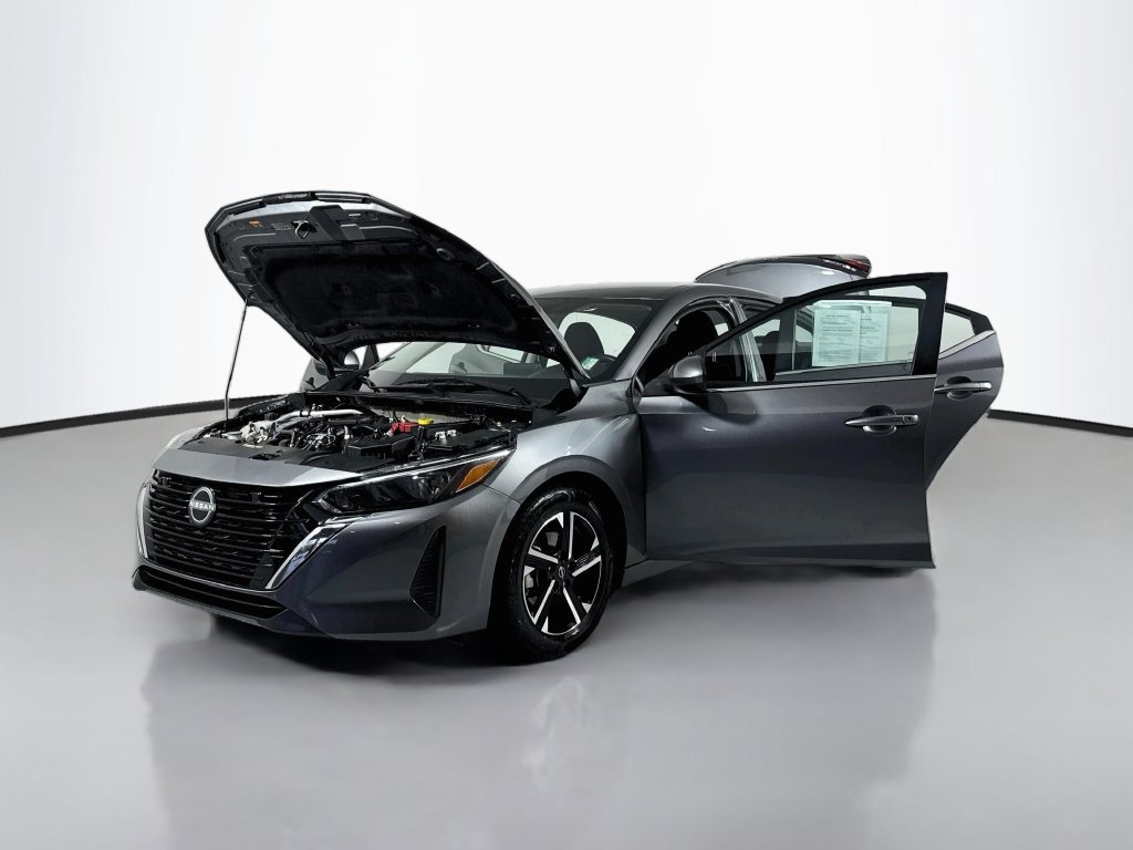 Used 2025 Nissan Sentra SV FWD image 16
