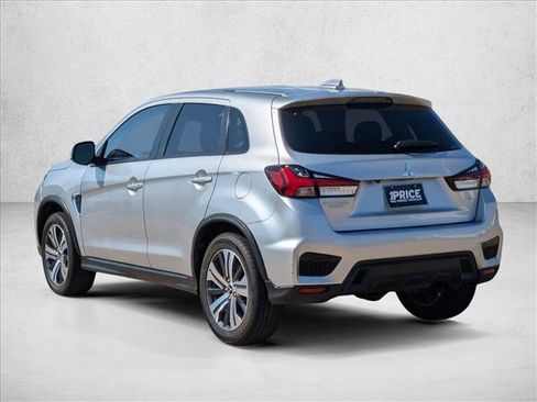 Used 2022 Mitsubishi Outlander Sport LE image 6
