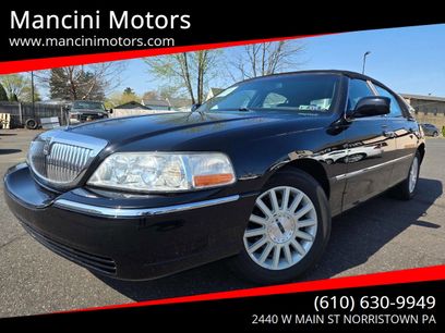 Used 2004 Lincoln Town Car Signature