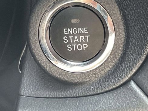 Certified 2025 Subaru Outback Touring XT w/ Tech Package 3 image 30