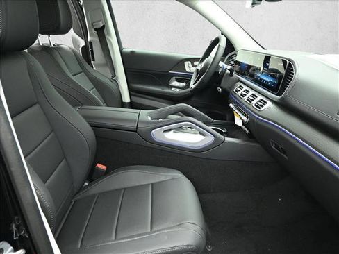 Certified 2026 Mercedes-Benz GLS 450 4MATIC image 26