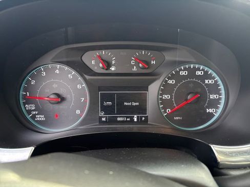 Used 2023 Chevrolet Traverse LT w/ LPO, Cargo Package FWD image 16