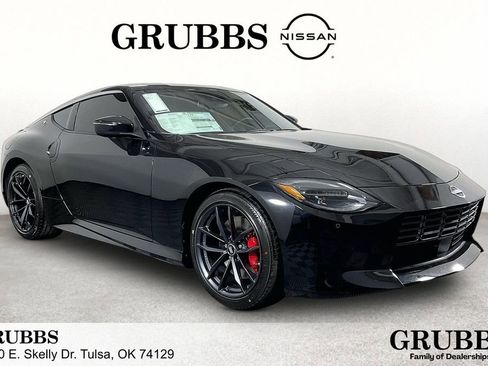 New 2026 Nissan Z Performance w/ Floor Mat Package RWD image 1