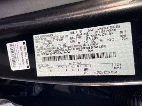 Used 2024 Ford F450 Limited w/ FX4 Off-Road Package image 32