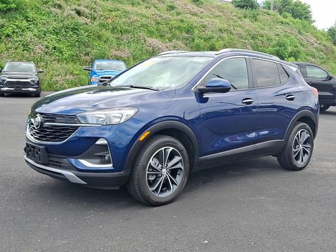 Used 2023 Buick Encore GX Select AWD/4WD image 3