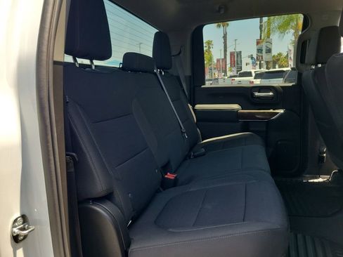 Used 2022 GMC Sierra 2500 SLE w/ SLE Value Package; AWD/4WD image 25