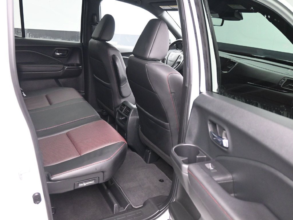 Used 2023 Honda Ridgeline Black Edition image 15