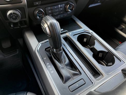 Used 2017 Ford F150 Raptor w/ Equipment Group 802A Luxury image 40