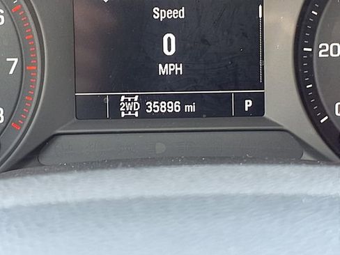 Used 2023 Chevrolet TrailBlazer LS AWD/4WD image 16