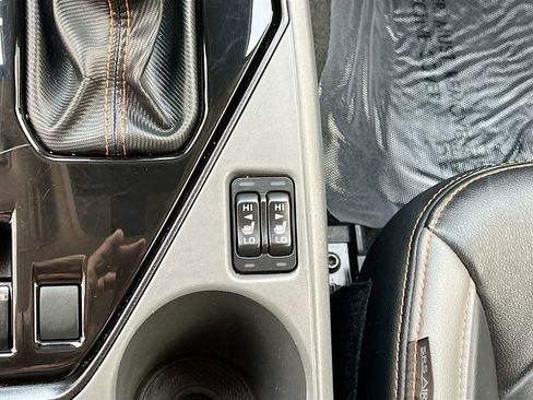 Used 2024 Subaru Crosstrek 2.5i Limited w/ Popular Package #3A image 19