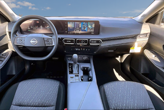 New 2027 Nissan Sentra SV w/ Floor Mat Package FWD image 5