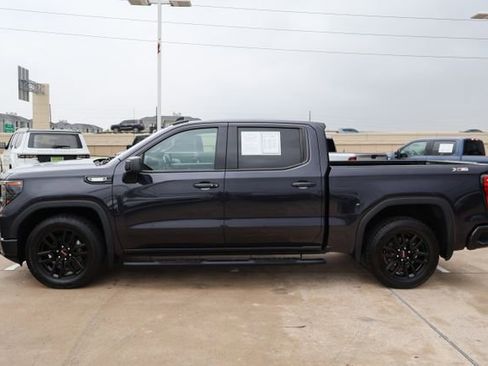 Used 2022 GMC Sierra 1500 Elevation w/ X31 Off-Road Package image 4