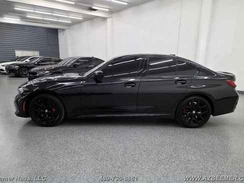 Used 2025 BMW 330i Sedan w/ M Sport Package RWD image 5