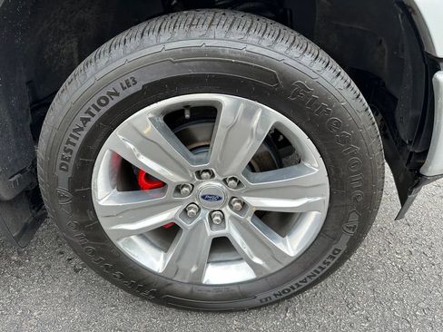 Used 2020 Ford F150 Platinum w/ Equipment Group 701A Luxury AWD/4WD image 39
