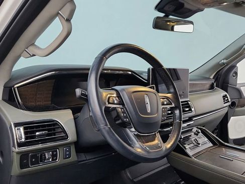 Used 2023 Lincoln Navigator L Black Label image 19