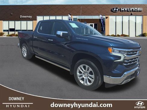 Used 2022 Chevrolet Silverado 1500 LTZ w/ LTZ Premium Package AWD/4WD image 7