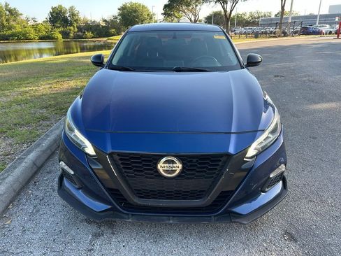 Used 2019 Nissan Altima 2.5 SR w/ SR Premium Package AWD/4WD image 8