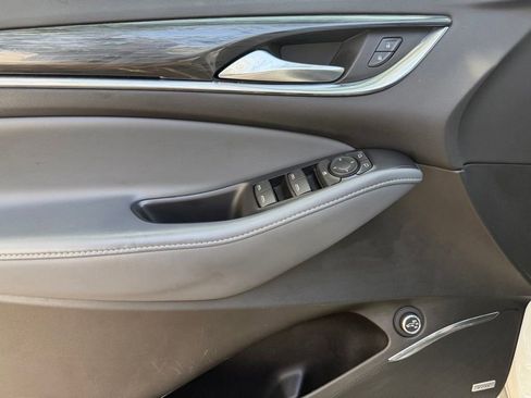 Used 2021 Buick Enclave Essence w/ Sound and Sites Package FWD image 17