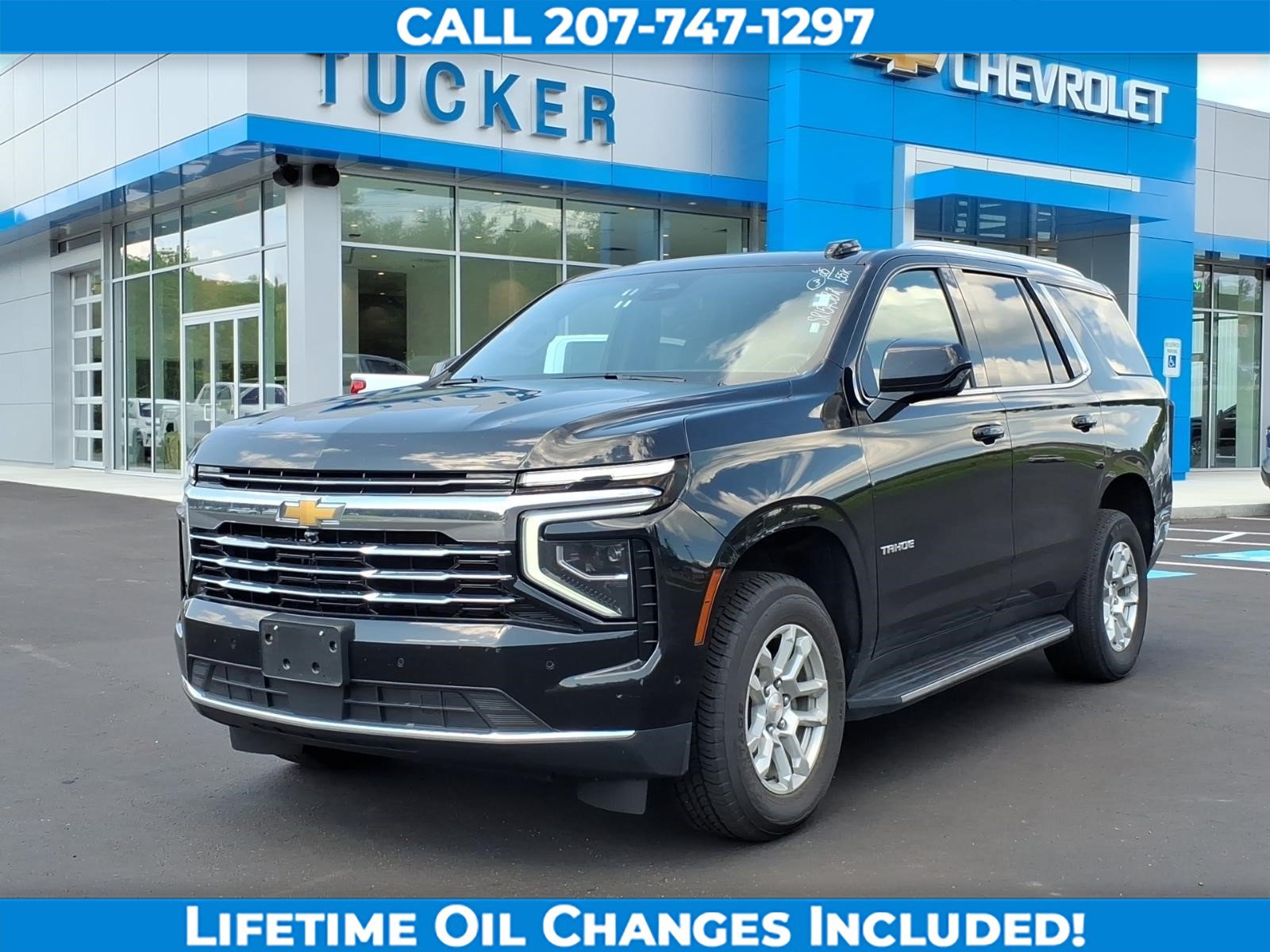 Used 2025 Chevrolet Tahoe LT AWD/4WD image 1