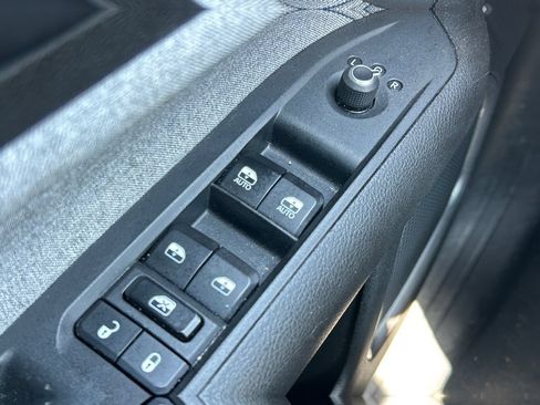 Used 2024 Jeep Compass Latitude AWD/4WD image 18