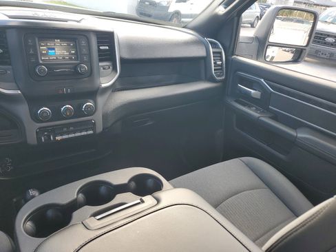 Used 2024 RAM 3500 SLT w/ Quick Order Package 2YG SLT image 18