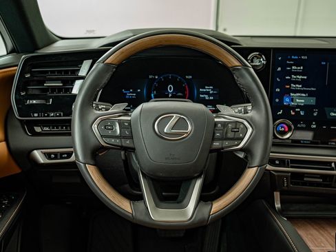 Certified 2025 Lexus RX 350 Premium w/ Convenience Package image 24